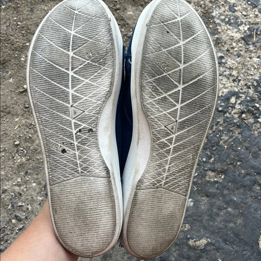 Vionic Beach Denim Blue Sneakers - Picture 9 of 12